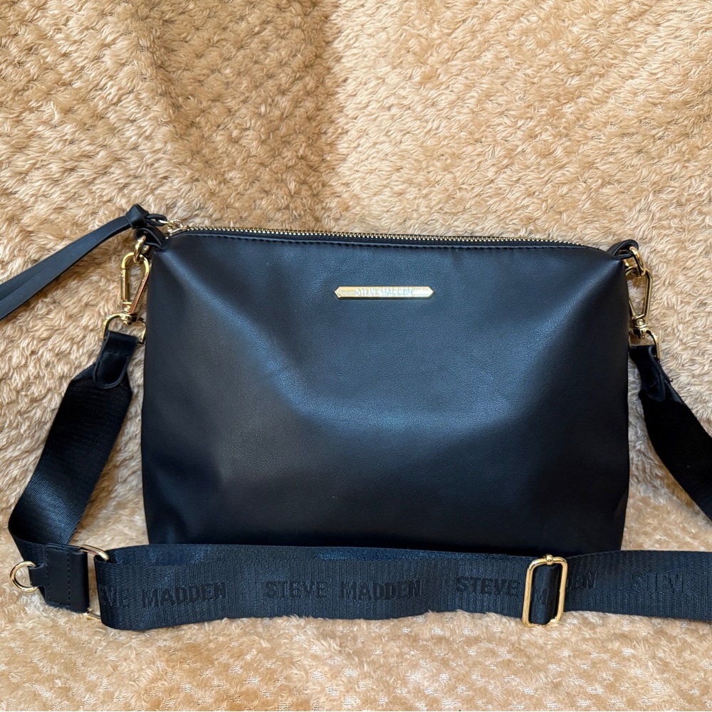 Steve Madden Black Crossbody Bag with Gold Accents and Logo Strap